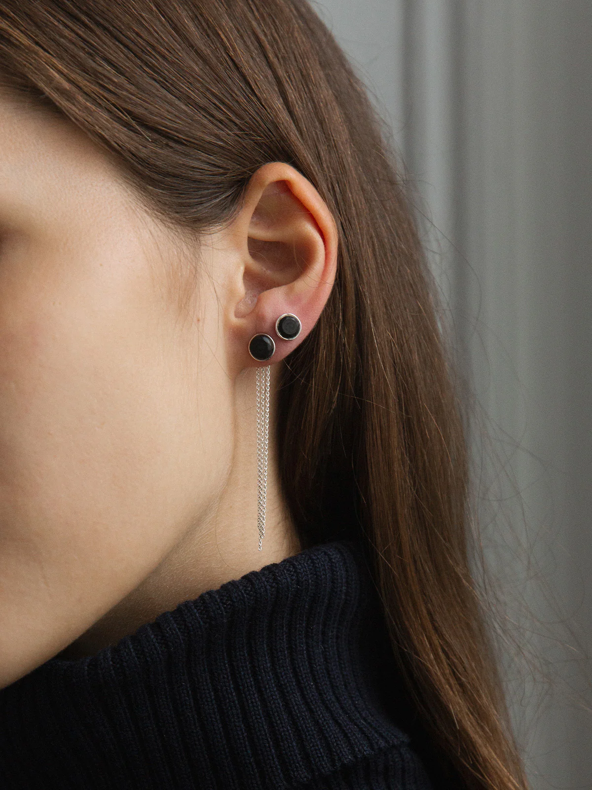 UNSUSPECTED VIOLETS EARRING - Image 4